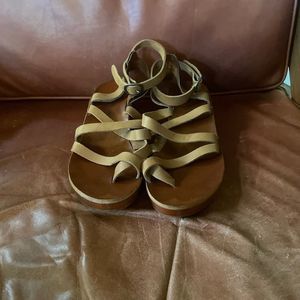 Lucky brand brown strappy wedge sandals